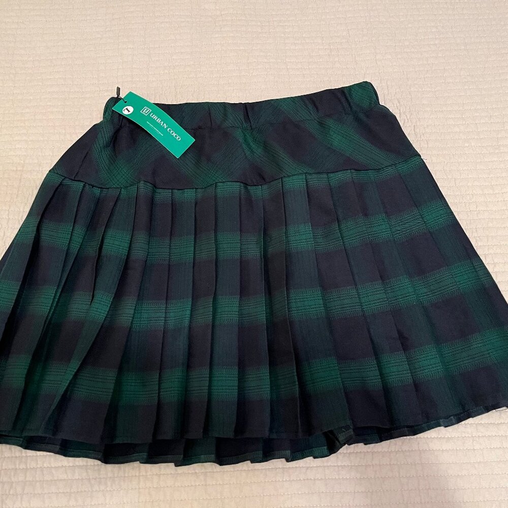 Plaid, pleated skirt